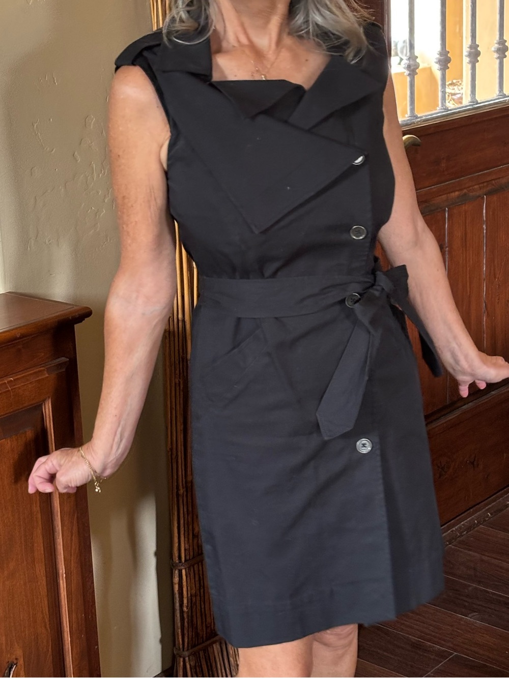Vintage Bebe Trench Coat Style Dress Sleeveless Black Size 4 - Picture 4 of 15